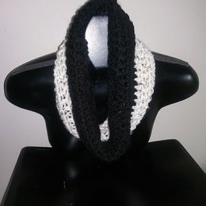 Infinity scarf